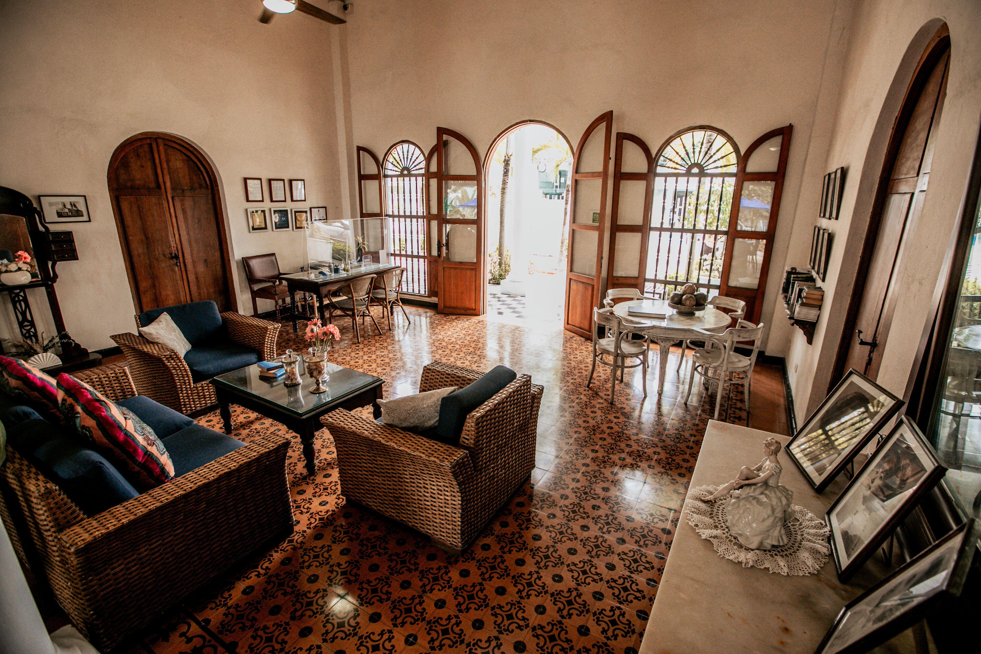 Casa Bustamante Boutique Hotel 4*