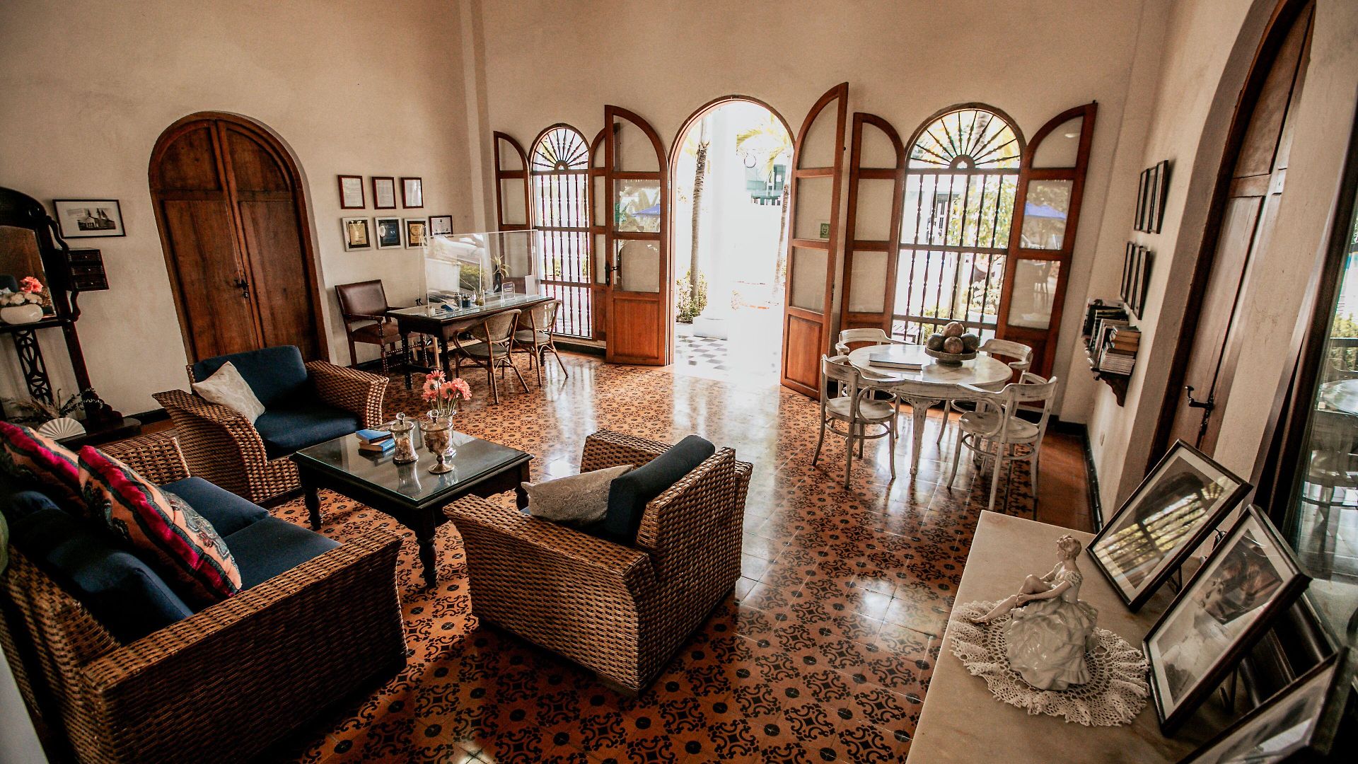 Casa Bustamante Boutique Hotel 4*