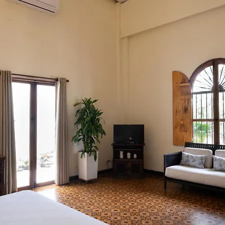 Casa Bustamante Boutique